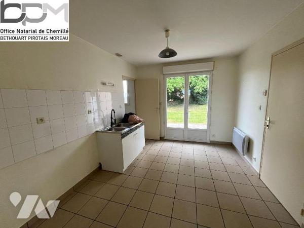 Idéalement située dans un secteur calme de la commune de Coron, entre Cholet et Vihiers, cette ...