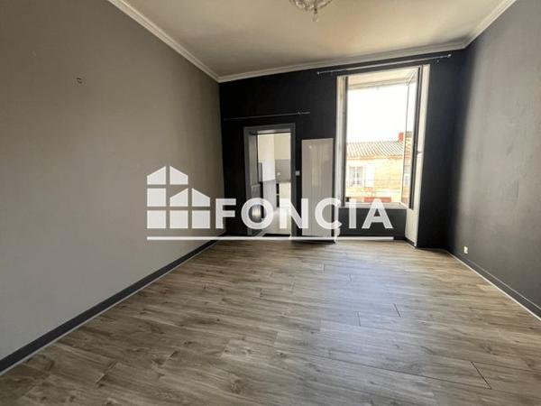 Location Appartement 3 pièces 87 m² - 54 TER AVENUE DE PARIS Niort 79000