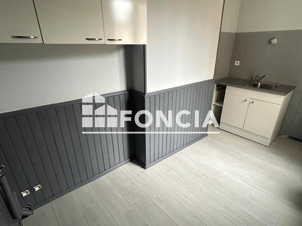 Location Appartement 3 pièces 87 m² - 54 TER AVENUE DE PARIS Niort 79000