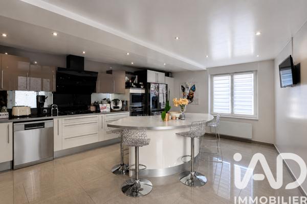 Maison à vendre 6 pièces 158 m² Mantes-la-Ville