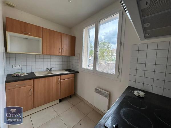 Appartement à louer 2 pièces 38.66m² Saint-Chéron (91530)
