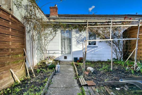 Maison à vendre 2 pièces DESCARTES (37)