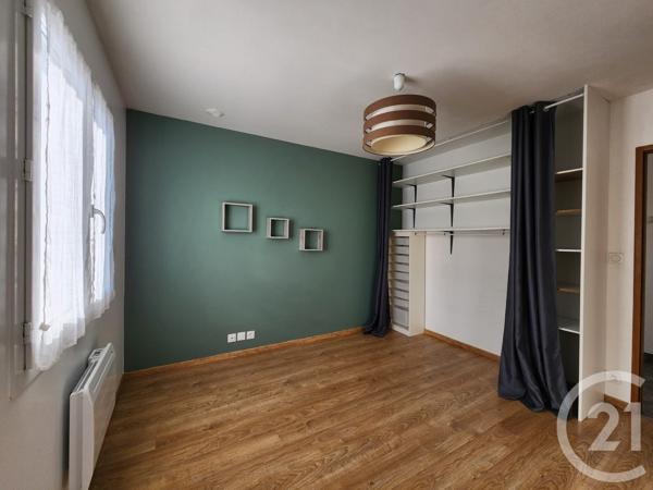 Maison à vendre  5 pièces - 112,15 m 2   LESPARRE MEDOC  - 33