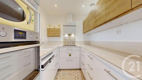 Appartement T3 à vendre  3 pièces - 64 m 2   ANGLET  - 64