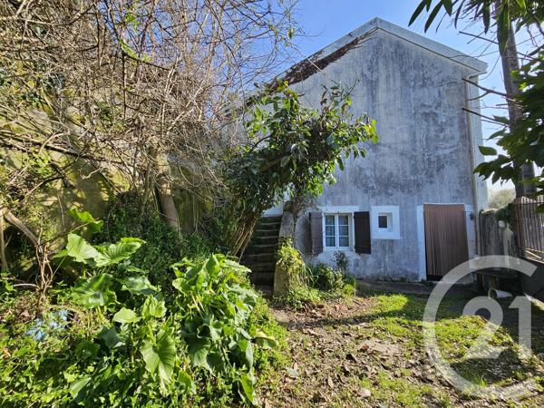 Maison à vendre  8 pièces - 198 m 2   ORTHEZ  - 64