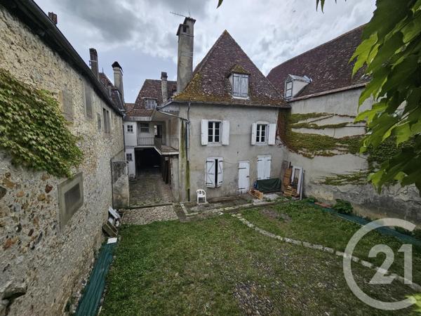 Maison à vendre  8 pièces - 198 m 2   ORTHEZ  - 64
