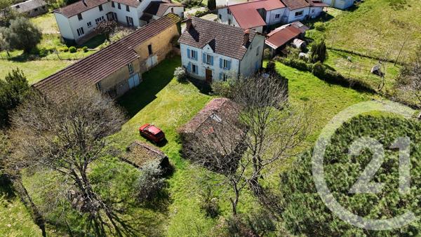 Maison à vendre  8 pièces - 198 m 2   ORTHEZ  - 64