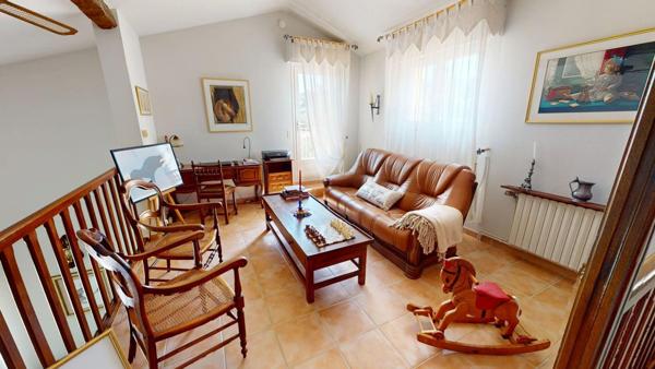 Clermont-l'Hérault (34800) Belle et Grande Maison Familiale