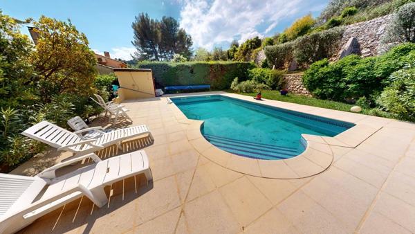 Clermont-l'Hérault (34800) Belle et Grande Maison Familiale
