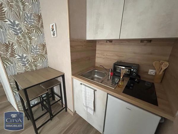 Appartement à louer 1 pièce 17m² Poitiers (86000)