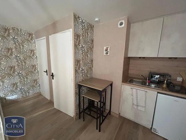 Appartement à louer 1 pièce 17m² Poitiers (86000)