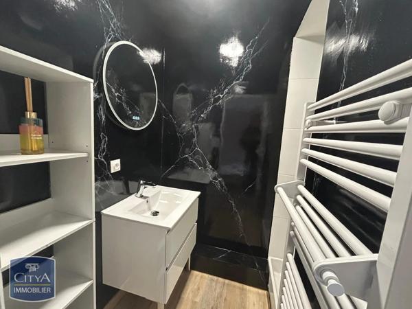 Appartement à louer 1 pièce 17m² Poitiers (86000)