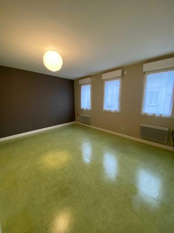 BUREAUX 22M² ENVIRONNEMENT MEDICAL ET PARAMEDICAL A LOUER
