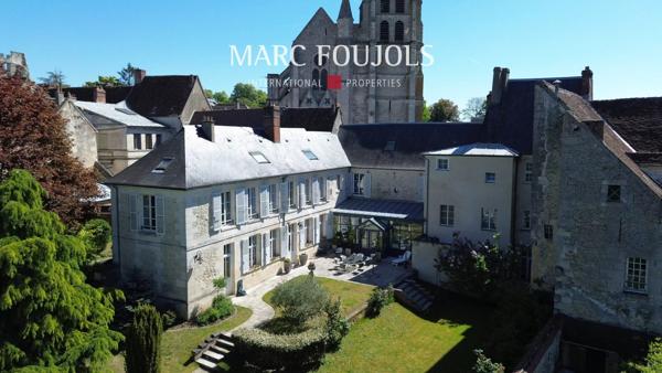 Clermont – Remarquable propriété ancienne avec jardin clos