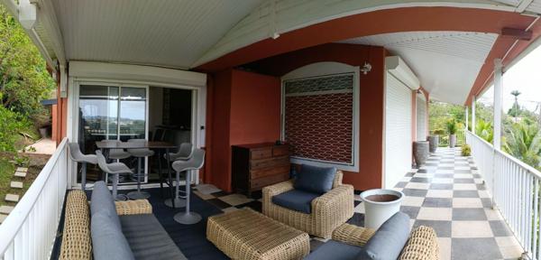 VILLA F6 DE PRESTIGE DE 153 M² AVEC PISCINE A FORT DE FRANCE