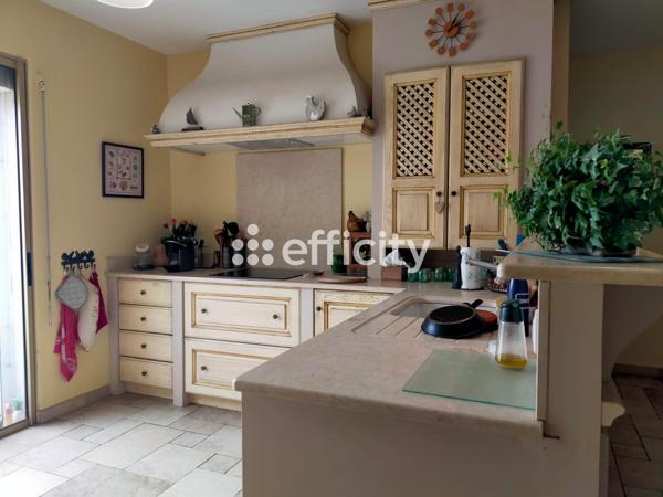 Maison 7 pièces - 242 m² Bien prestige