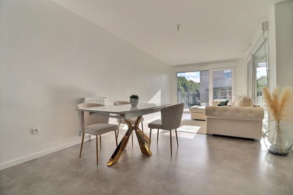 Appartement Sannois 4 pièce(s) 105 m2 + PARKING + DEUX TERRASSES