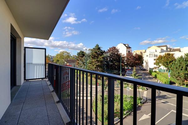 Appartement Sannois 4 pièce(s) 105 m2 + PARKING + DEUX TERRASSES