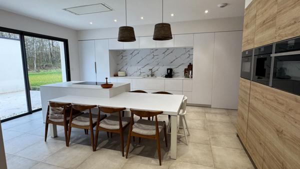 DEMEURE CONTEMPORAINE A VENDRE ROMORANTIN