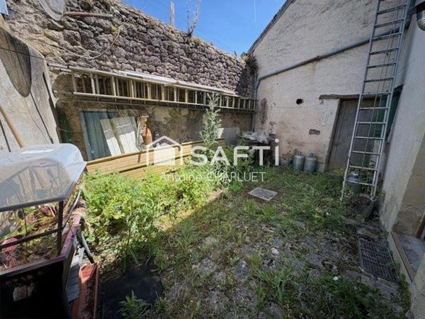 Maison de bourg de 75m² - deux chambres -