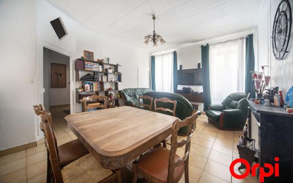 Appartement à vendre    4 pièces • 78,19 m2 Mâcon