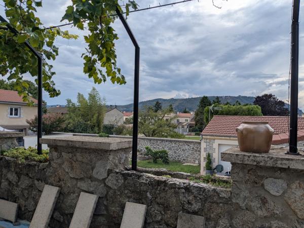 Belle propriété avec 7 appartements loués