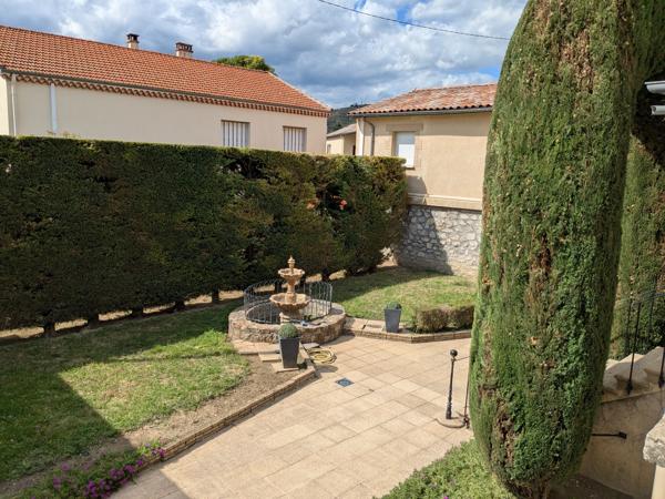 Belle propriété avec 7 appartements loués