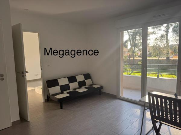 Appartement à LA LONDE-LES-MAURES, 83250 - 2 pièces 37m²