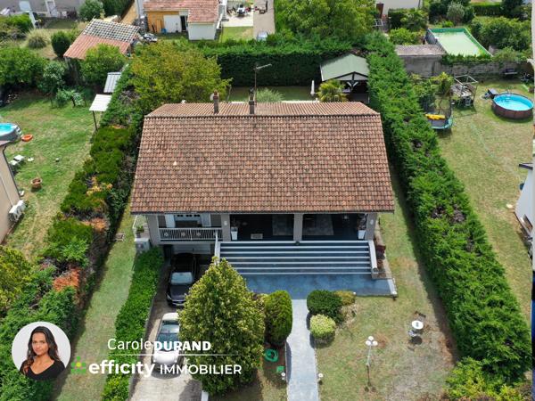 Maison
         9 pièces
        - 205 m² Exclusivité 439 000 € *