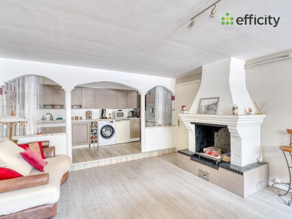 Maison
         9 pièces
        - 205 m² Exclusivité 439 000 € *