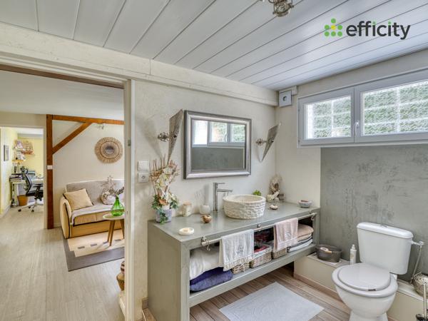 Maison
         9 pièces
        - 205 m² Exclusivité 439 000 € *
