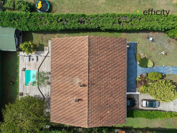 Maison
         9 pièces
        - 205 m² Exclusivité 439 000 € *