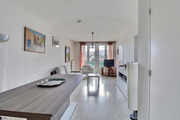 Chateau gombert (13013) Appartement T3 calme et ensoleillé avec balcon et cave à La Rose