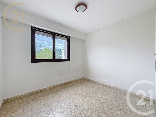 Appartement F4 à vendre  4 pièces - 78,44 m2 LE CANNET - 06