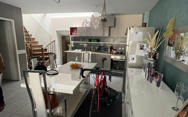 Maison à vendre    5 pièces •  Lézignan-Corbières