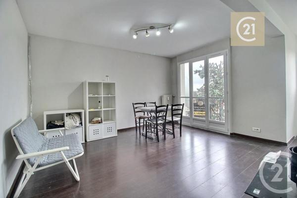 Appartement F1 à vendre  1 pièce - 30 m2 LES PAVILLONS SOUS BOIS - 93