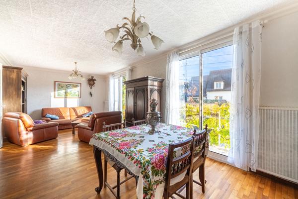 MAISON FAMILIALE ET LUMINEUSE DE 136M² - PROCHE CENTRE HERBLAY SUR SEINE,