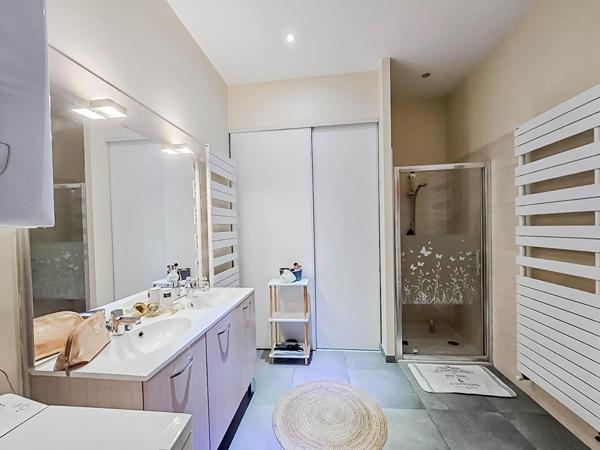 À louer à Beauvoisin - Bel appartement 3 pièces 100 m²