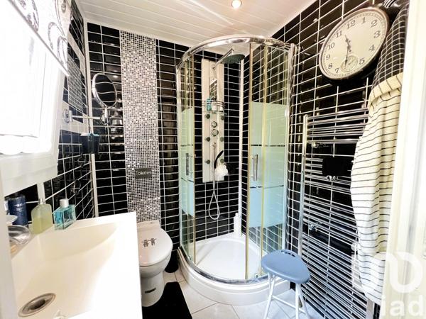 Maison 6 pièces de 168 m² à Bages (66670)