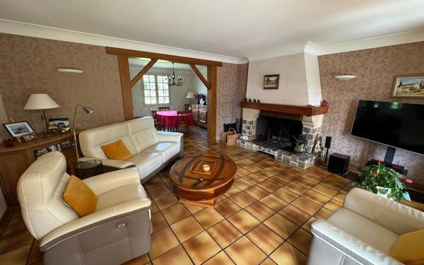 Maison à vendre    6 pièces •  Nogent-le-Rotrou