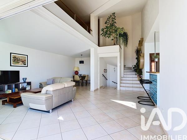 Maison à vendre 11 pièces 267 m² Mauguio