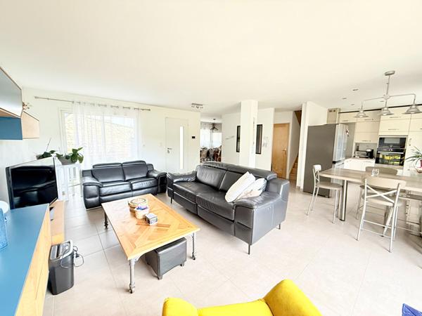 Maison à vendre à Conflans-Sainte-Honorine - Référence 7309 474 000 € **  - Référence  7389