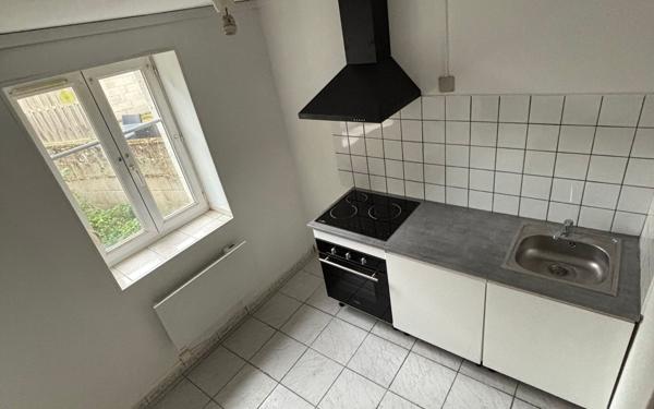 Maison à louer    2 pièces • 35,67 m2 La Fère