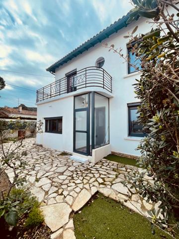 Maison à vendre    6 pièces • 120 m2 Sète