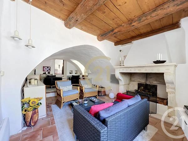 Maison à vendre  4 pièces - 146,89 m 2   UZES  - 30