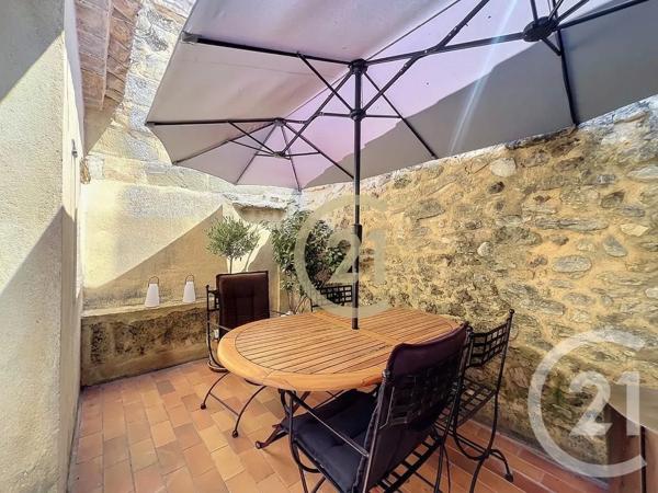Maison à vendre  4 pièces - 146,89 m 2   UZES  - 30