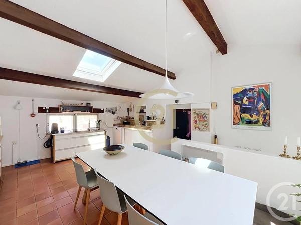 Maison à vendre  4 pièces - 146,89 m 2   UZES  - 30