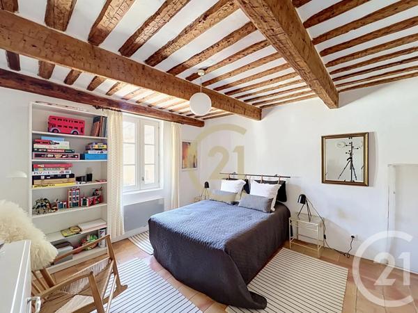 Maison à vendre  4 pièces - 146,89 m 2   UZES  - 30