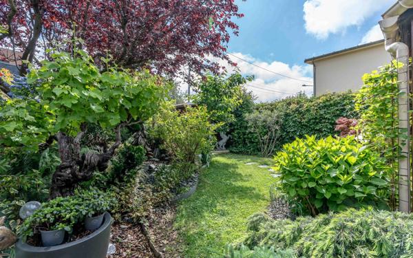 Maison à vendre    5 pièces • 137,53 m2 Champigny-sur-Marne