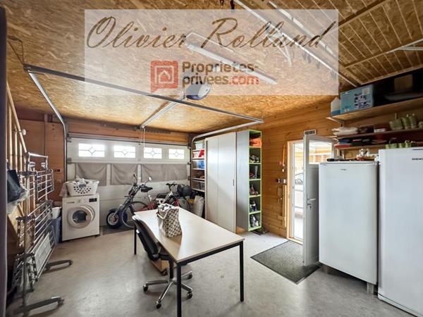 Chalet d'exception en bois massif (DPE B) - Plain-pied 135 m², 4 chambres, véranda & annexes sur 1 318 m² de terrain
